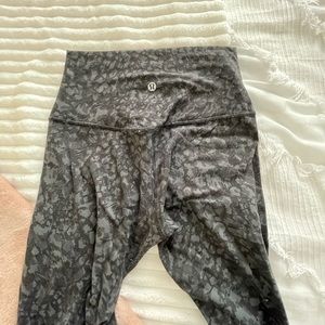 lululemon aligns 25”